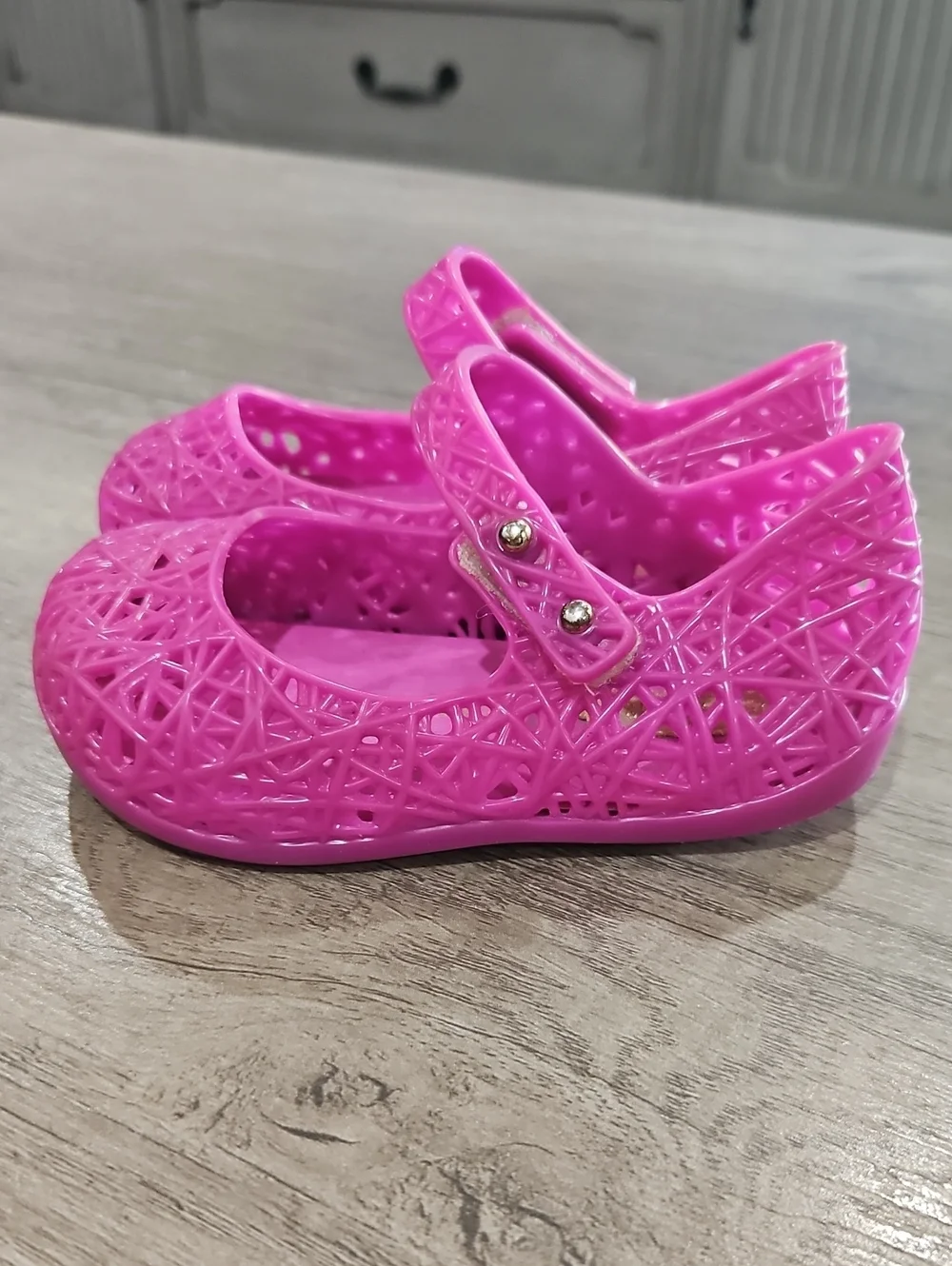 Mini Melissa Girl's Campana hot Pink Cutout Mary Jane Shoes size 6